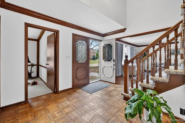 29801 Deer Run, Farmington Hills, MI 48331