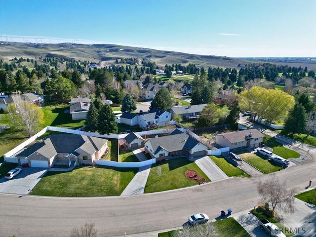 2266 E Olympic Avenue, Idaho Falls, ID 83404