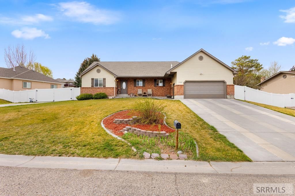 2266 E Olympic Avenue, Idaho Falls, ID 83404