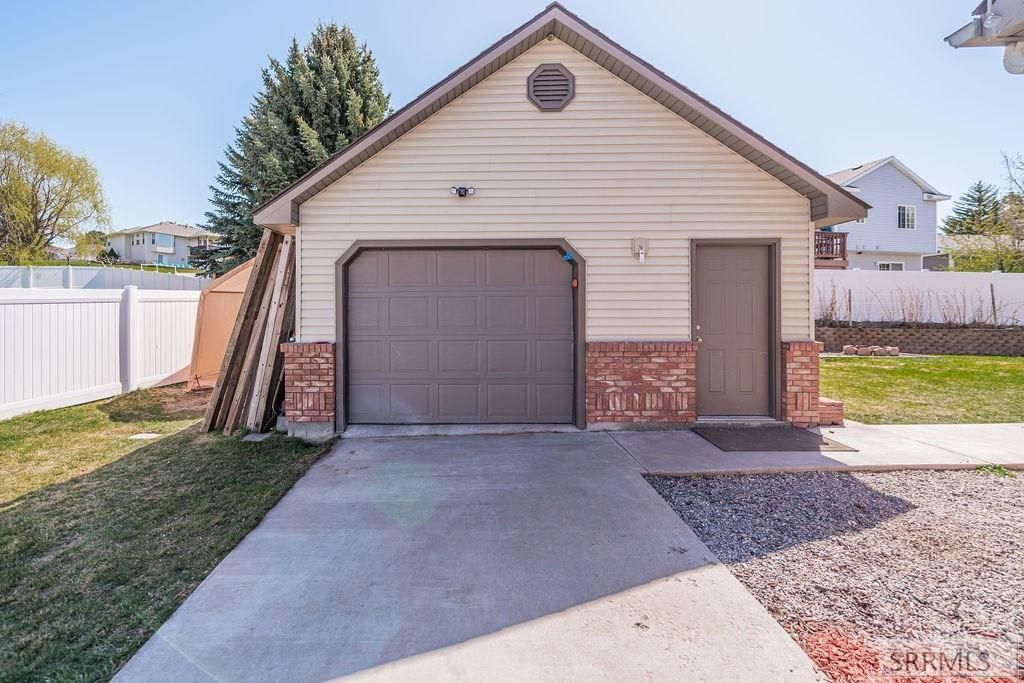 Image 6 of property listing at 2266 E Olympic Avenue, Idaho Falls, ID 83404