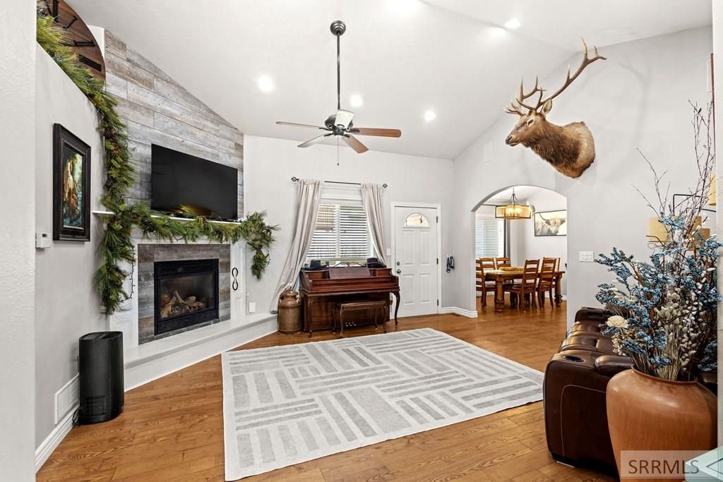 Image 8 of property listing at 2266 E Olympic Avenue, Idaho Falls, ID 83404