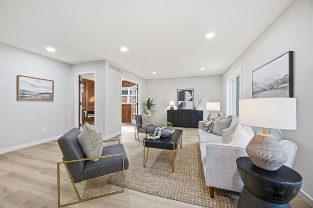 9281 Amsden Way, Eden Prairie, MN 55347