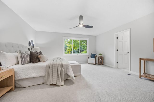 9281 Amsden Way, Eden Prairie, MN 55347