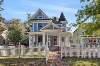 715 SE 2ND AVENUE, Gainesville, FL 32601