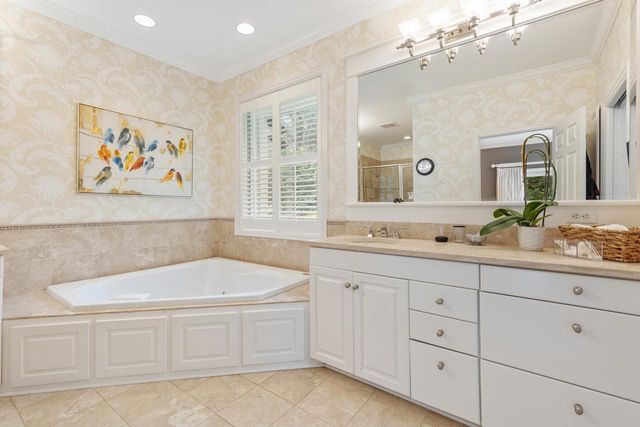 6416 Willow Wood Road, Edina, MN 55436