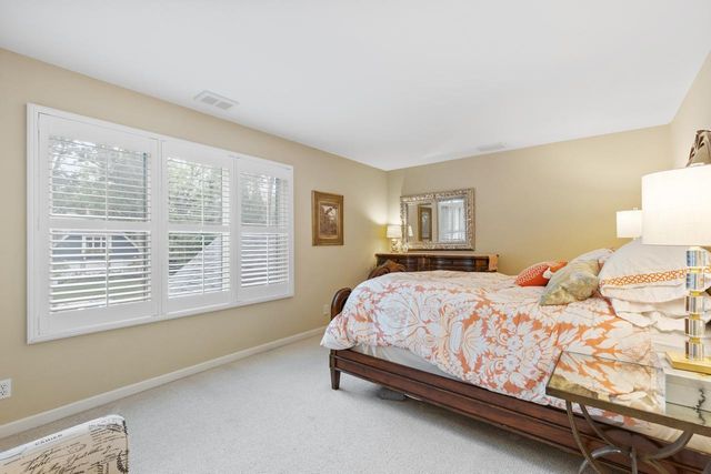 6416 Willow Wood Road, Edina, MN 55436