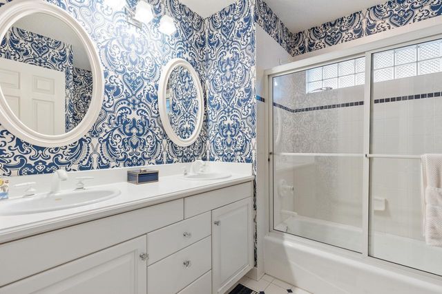 6416 Willow Wood Road, Edina, MN 55436