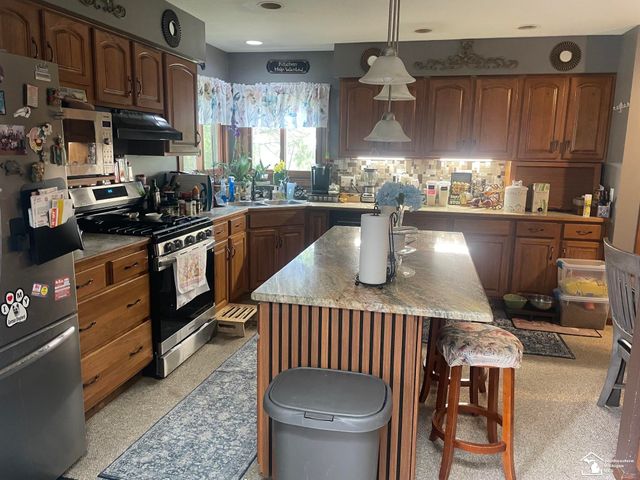 6424 Muirfield Drive, Bedford Twp, MI 48182