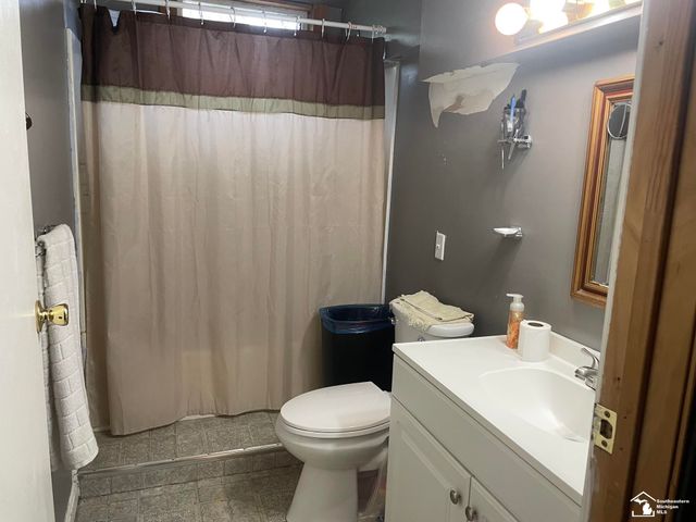 6424 Muirfield Drive, Bedford Twp, MI 48182
