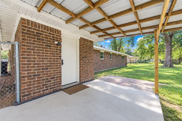 16746 Main Street, Splendora, TX 77372