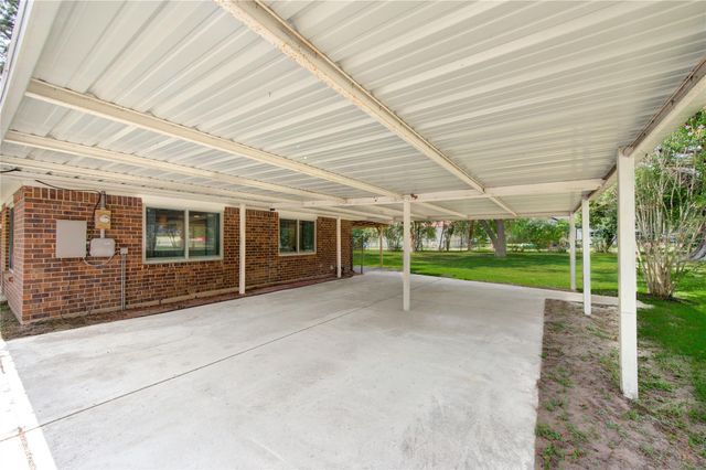 16746 Main Street, Splendora, TX 77372