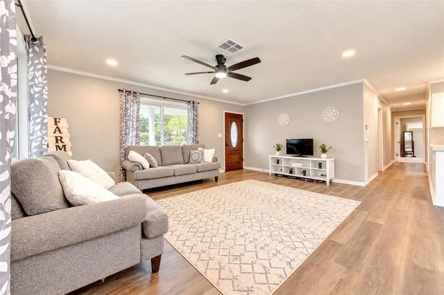 16746 Main Street, Splendora, TX 77372