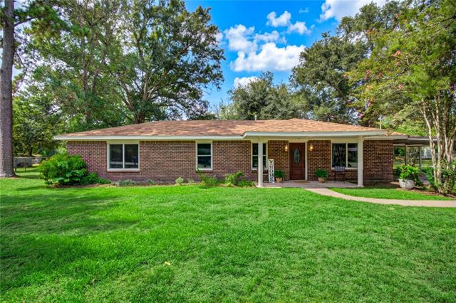 16746 Main Street, Splendora, TX 77372