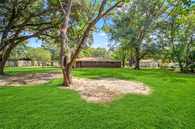 16746 Main Street, Splendora, TX 77372