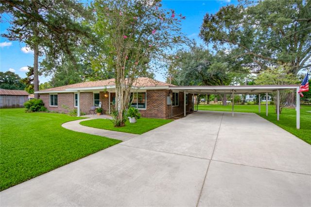 16746 Main Street, Splendora, TX 77372