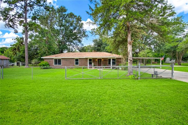 16746 Main Street, Splendora, TX 77372