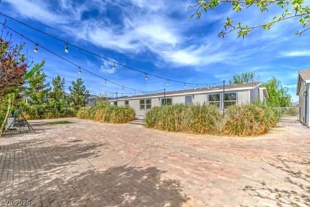 471 Megan Avenue, Pahrump, NV 89060