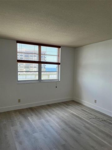 1900 S Ocean Boulevard 10g, Lauderdale By The Sea, FL 33062