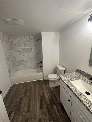 2622 28th Avenue N, Texas City, TX 77590