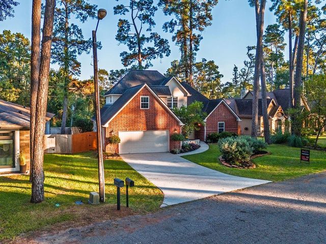 15678 Corinthian Way, Willis, TX 77318