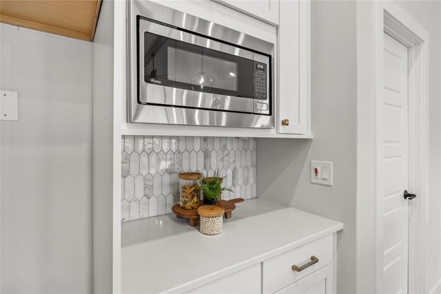 932 Roosevelt Street, Polk City, IA 50226