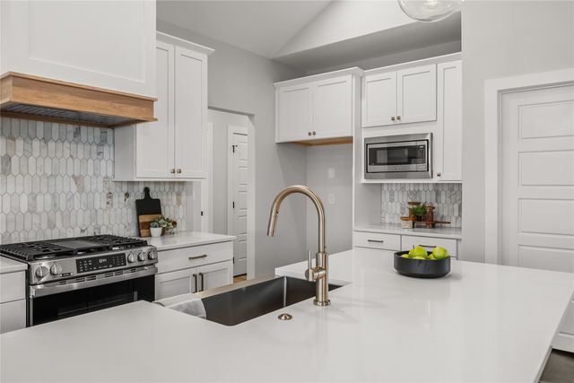 932 Roosevelt Street, Polk City, IA 50226