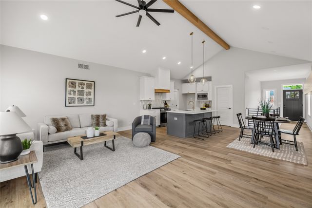 932 Roosevelt Street, Polk City, IA 50226