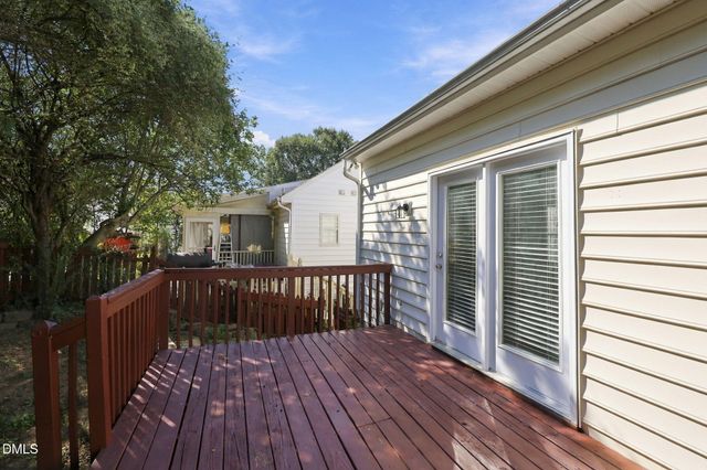 5320 Sahalee Way, Raleigh, NC 27604