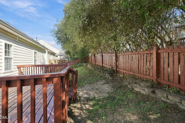 5320 Sahalee Way, Raleigh, NC 27604
