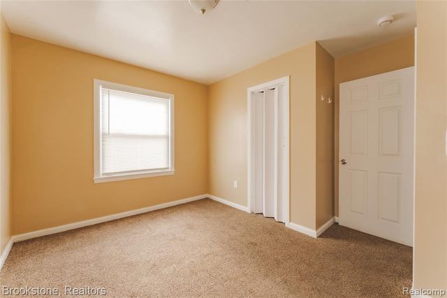 460 Nevada Avenue, Pontiac, MI 48341