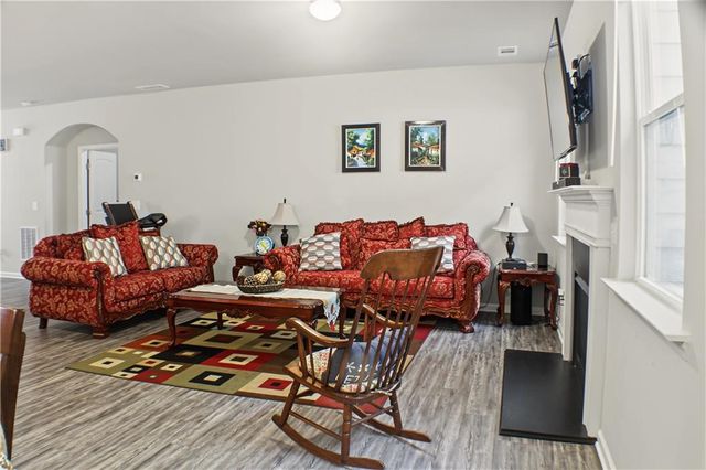 458 Laurelcrest Lane, Dallas, GA 30132