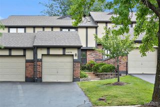 13176 Royal Pines Drive, Maryland Heights, MO 63146