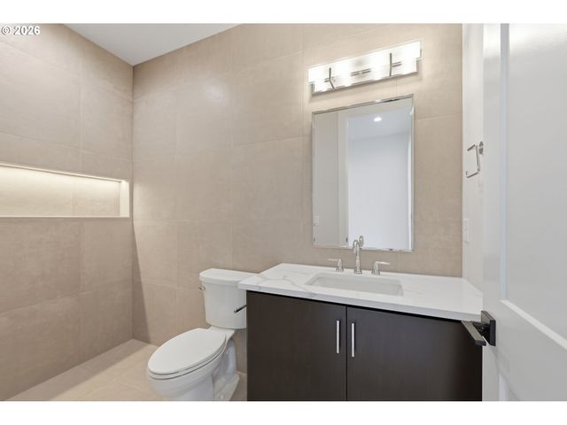 3412 SUMMIT SKY Blvd, Eugene, OR 97405