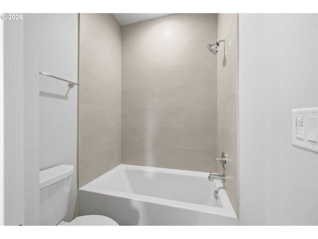 3412 SUMMIT SKY Blvd, Eugene, OR 97405