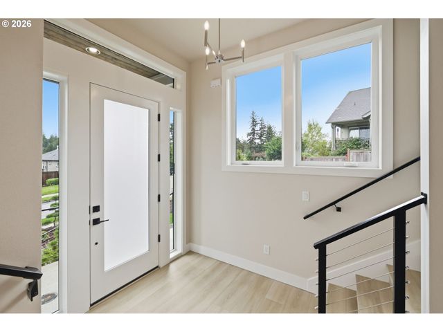 3412 SUMMIT SKY Blvd, Eugene, OR 97405