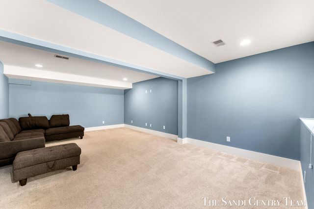 5468 W Samantha Lane, Twin Lake, MI 49457