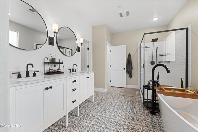 221 Cassano Drive, Tehachapi, CA 93561