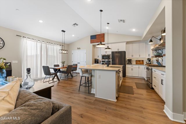 221 Cassano Drive, Tehachapi, CA 93561