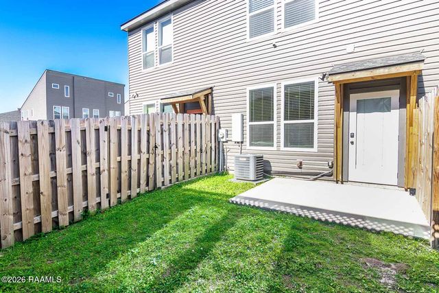 511 Highland Park Lane, Lafayette, LA 70508