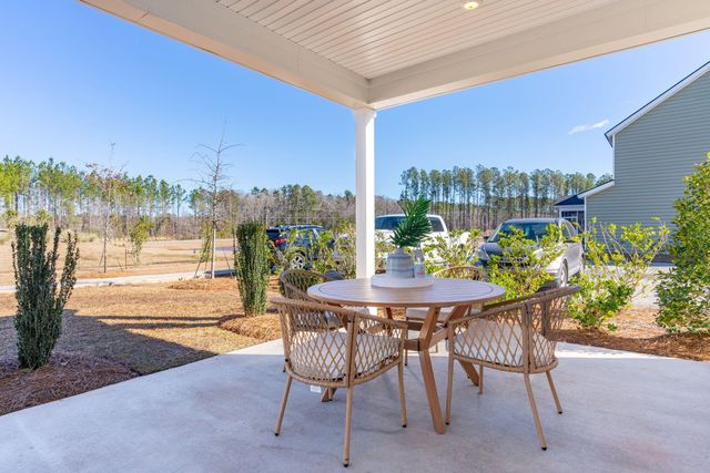 121 Sea Oats Street, Summerville, SC 29485