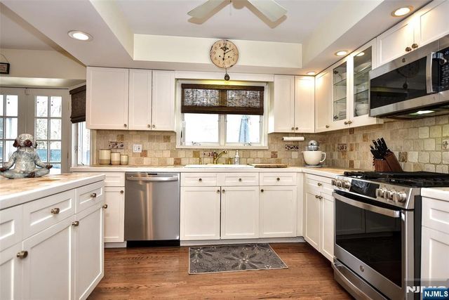 30 Chestnut Ridge Road, Saddle River, NJ 07458