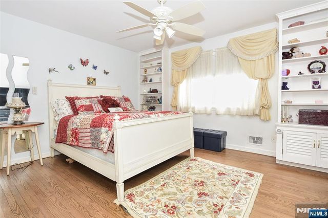 30 Chestnut Ridge Road, Saddle River, NJ 07458