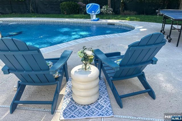 30 Chestnut Ridge Road, Saddle River, NJ 07458