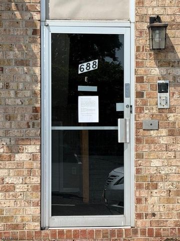 680 Union Ave E6, Belleville Twp., NJ 07109