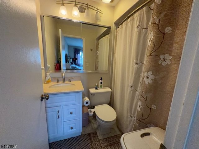 680 Union Ave E6, Belleville Twp., NJ 07109