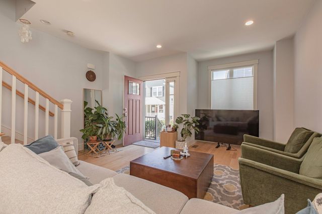 37 Bacon Street 37, Watertown, MA 02472
