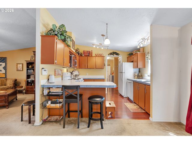 13249 Se SCHILLER St, Portland, OR 97236