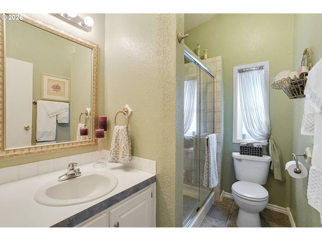 13249 Se SCHILLER St, Portland, OR 97236