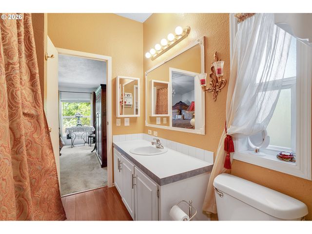 13249 Se SCHILLER St, Portland, OR 97236