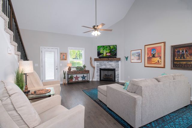 118 Colson Rd, Dover, TN 37058